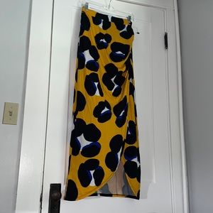 Long Patterned Skirt with a side front-slit